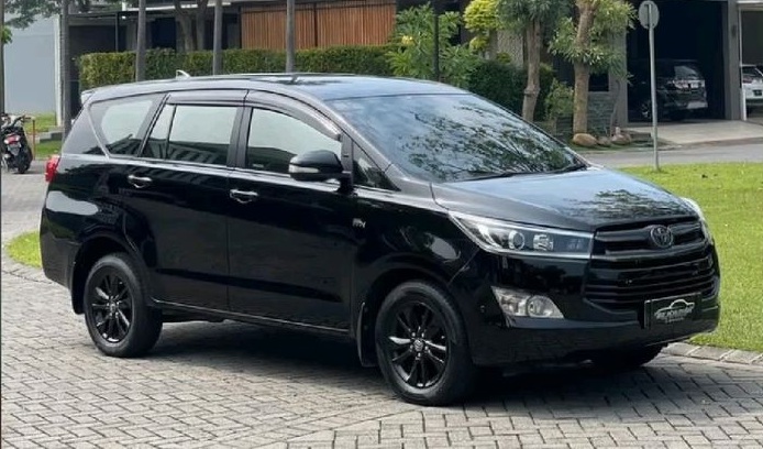 Toyota Innova Reborn